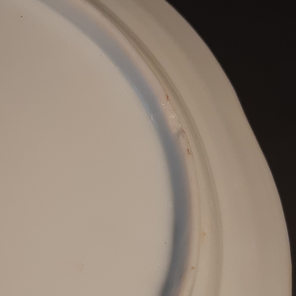 Vintage floral gold design plate| 8.5/10 - Picture 5 of 9